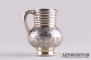 Сливочник в русском стиле лоза. Серебро 84 пробы. Россия, 1886 год.
