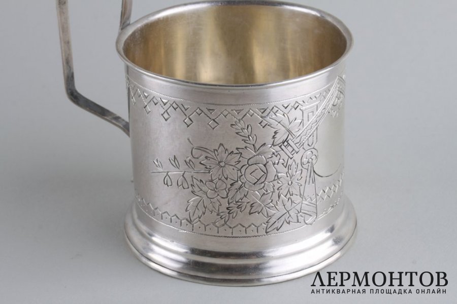 Подстаканник в русском стиле. Серебро 84 пробы. Российская империя, 1892 год.