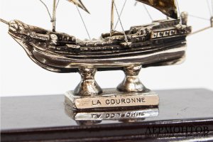 Модель корабля La Couronne. Западная Европа, 2 половина 20 в. Серебро 950 пробы.