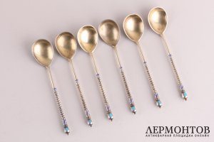 Комплект кофейных ложек. Антип Кузьмичев. Серебро 88 пробы, эмаль. Россия, XIX в.