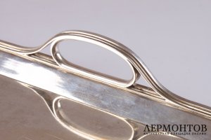 Поднос с ручками. П. Овчинников. 1890 год. Серебро 84. Российская империя