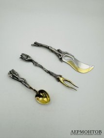 Набор для десерта с кувшинками. Серебро 925 пробы, золочение, Россия, 2000-е годы