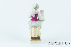 Миниатюра Девочка с козленком. Германия, Мейсенская фарф. ман-ра, 1920-30-е г