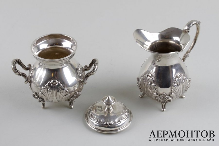 Чайный и кофейный сервиз. Серебро 800 пробы. Италия, XX век.