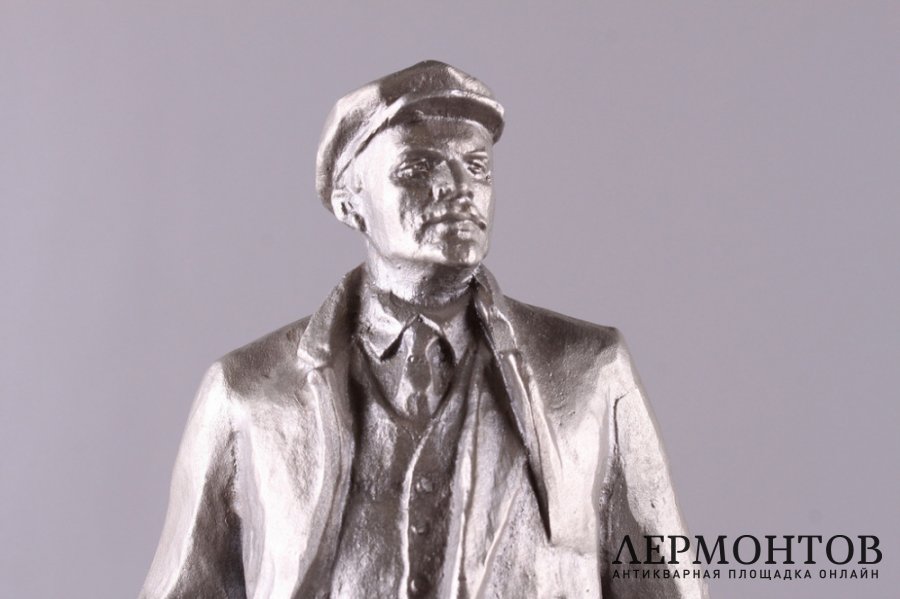 Скульптура Ленин. Силумин. СССР, 1970-е.
