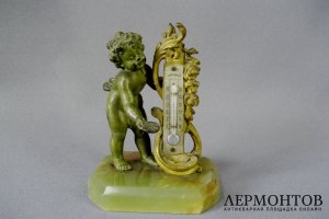 Настольный градусник. Бронза, оникс. Европа, XIX век. Высота 10,0 см.