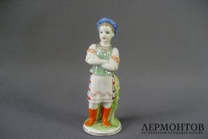 Композиция Украиночка. Фарфор. СССР, Дулево, 50-60-е годы ХХ века