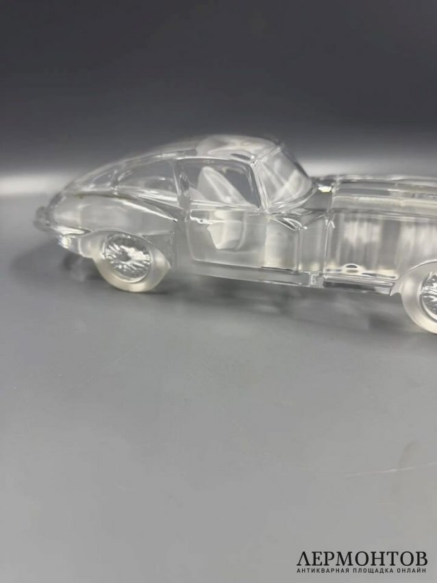 Модель автомобиля «Jaguar E-Type». Хрусталь, Daum, Франция, конец 20 века