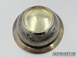 Ваза с пословицей. Россия, нач. 20 века. Серебро 84 пробы, чернь.