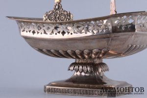 Вазочка сухарница. Яков Виберг. Серебро 84 пробы. Россия, Москва, 1839 г.
