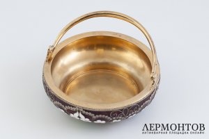 Конфетница. Россия, Санкт-Петербург, завод Русское самоцветы, 1998 г. Серебро 925 пр.