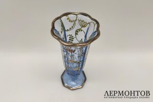 Ваза с цветами. Муранское стекло, серебрение. Италия, 1-я половина ХХ века.