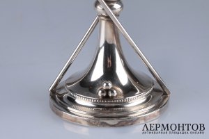 Кубок с декором в виде бильярдного кия и шаров. Англия. Серебро 925.