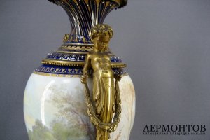 Декоративная ваза Влюбленные. Фарфор, бронза. Франция, Севр, 1787 год. Высота 53 см.