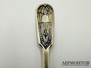 Ложка с пословицей Без соли без хлеба. Россия, 1870 г. Серебро 84 пробы, чернь.