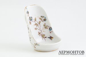 Подсвечник с цветочным декором. Российская Империя, начало 20 века. Фарфор, деколь.