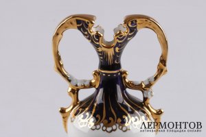 Статуэтка. Амфора с двумя ручками. Фарфор, роспись. Royal Dux Bohemia, XX век.