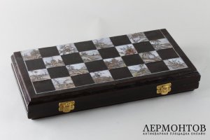 Шахматы. Дерево, гравировка по перламутру. Фигуры - кость буйвола. Вьетнам, 1960-70е