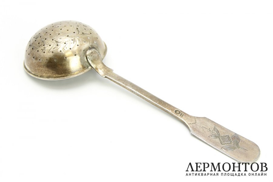 Ситечко для чая. Серебро 84 пробы. Россия, 1899-1905.