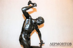 Скульптура. Кузнец. Бронза. Eugene-Ernest Chretien. Франция