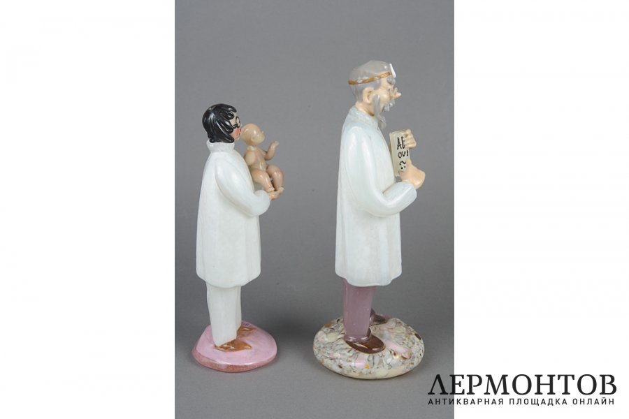 Статуэтки Доктора, 2 шт. Чехословакия, 1960-1980-е гг. Цветное стекло.