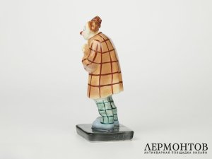 Статуэтка «Клоун с цветком». Ditmar-Urbach, Чехословакия, 1930 год