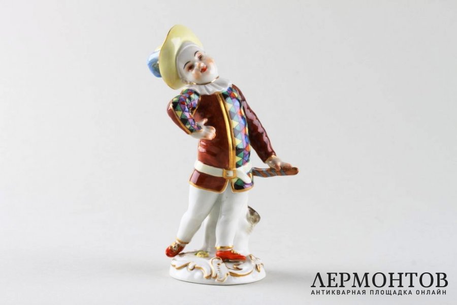 Статуэтка Персонаж из комедии Дель Арте. Германия, Meissen, нач. 20 в. Фарфор.