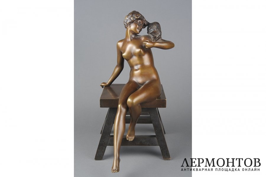 Скульптура Обнаженная с кошкой на плече. Франция, автор Paul Philippe, 1920-1930-е г.