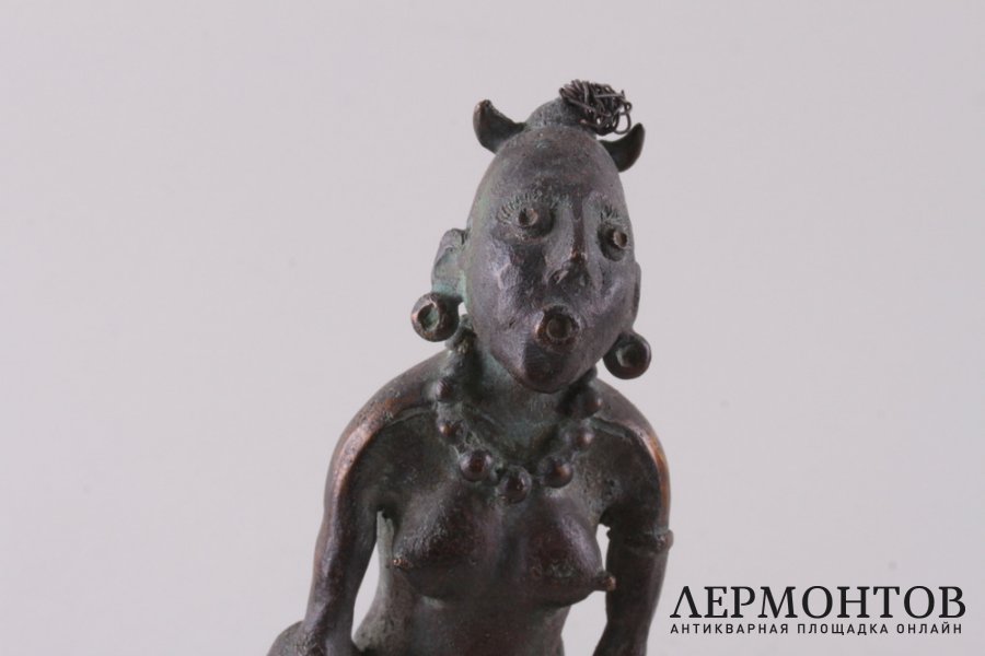 Триптих Мелкие страсти. С.А. Савин. Бронза, камень. Россия, 1980-2000-е гг.