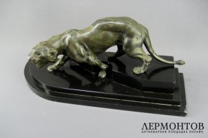 Скульптура Львица. Шпиатр, мрамор. Европа, XIX век.