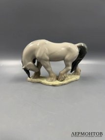 Статуэтка «Конь-тяжеловоз». Фарфор, Lladro, Испания