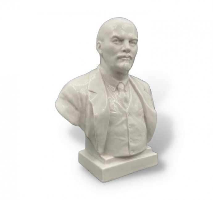 Бюст В. И. Ленина. Фарфор, ЛФЗ, скульпторы В. Я. Боголюбов и В. И. Ингал, СССР, 1950-е годы