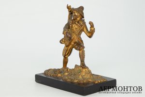 Статуэтка Охотник с косулей. Западная Европа, конец 19 века. Бронза, золочение.