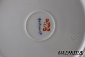 Тарелка Цветы и бабочки. Фарфор, роспись. Германия, KPM, 1943-57.