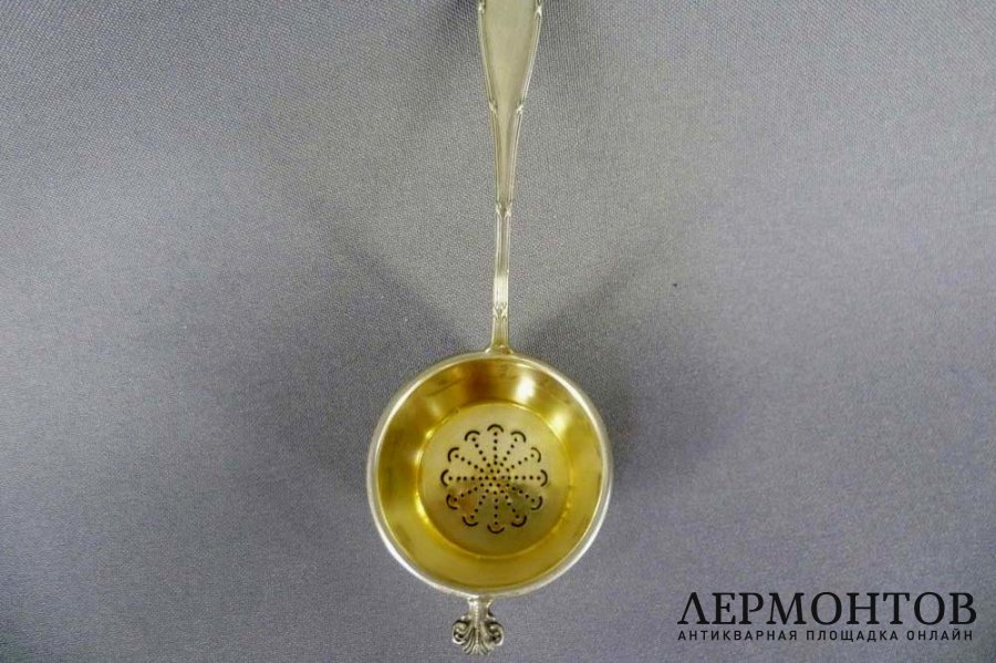 Ситечко для заварки. Серебро 950 пробы, золочение. Франция, XIX век.