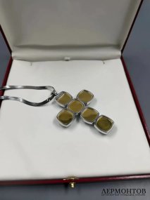 Крест на цепочке. Серебро 925 пробы, Baccarat, Франция