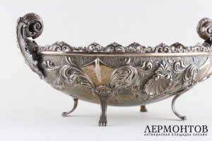 Ваза для фруктов на ножках. Серебро 800 пробы. Италия, нач. XX в.