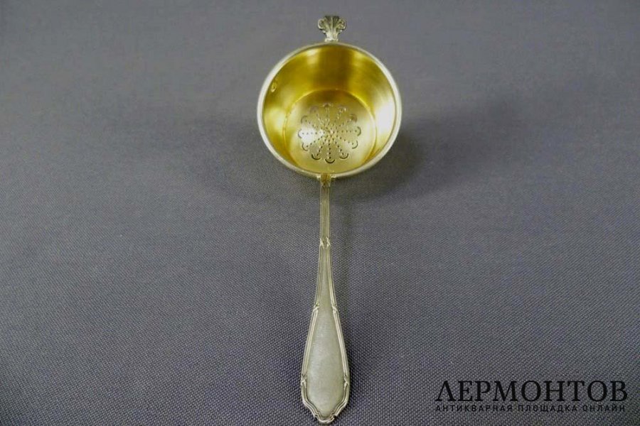 Ситечко для заварки. Серебро 950 пробы, золочение. Франция, XIX век.