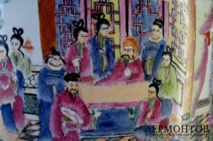 Напольная ваза. Фарфор, ручная роспись. Китай, XIX век.