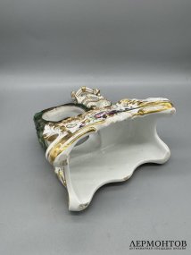 Часы-подчасник с фигурой рыцаря. Фарфор, роспись, золочение, предположительно Франция или Россия, конец 19 века
