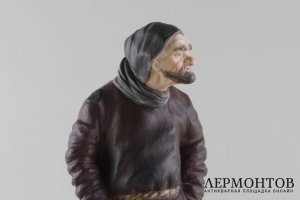 Статуэтка Плюшкин. Россия, завод Ф. Гарднера, 1870-1880-е гг. Бисквит, роспись.