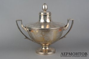 Супница. Франция, Париж, кон. 19 века. Серебро 950 пробы.