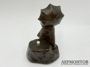 Статуэтка Девочка под зонтиком Модерн. Австрия, Терещук, 1900-е гг. Бронза, кость.