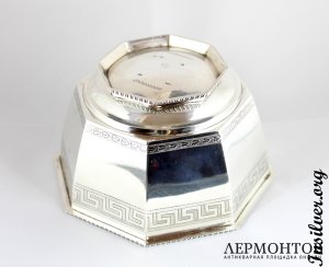 Ваза Иоганн Прагст. Серебро 84. Россия