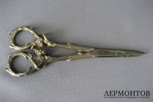 Ножницы. Серебро 950 пробы, сталь. Франция, XIX век.