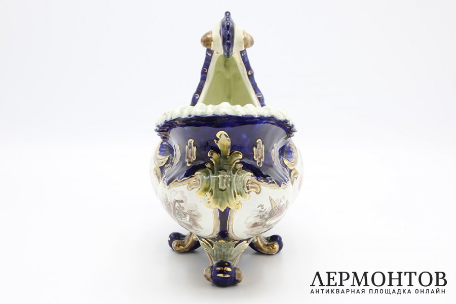 Ваза Рог изобилия. Австрия, 1900-1920е. Фаянс, роспись по деколи.