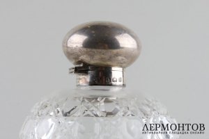 Флакон туалетный. Стерлинговое серебро, хрусталь. Англия, 1912.