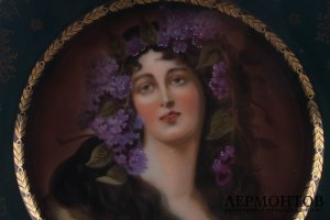 Тарелка с женским изображением с цветочным венком на голове. Вена, 1-ая треть 20 в.