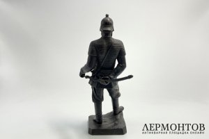 Скульптура Ермак. Россия, Куса, конец 19 - начало 20 века. Чугун, литье, крашение.