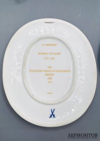 Настенное панно с профилями Лессинга и Клейста. Фарфор, Meissen, ГДР, 1977 год